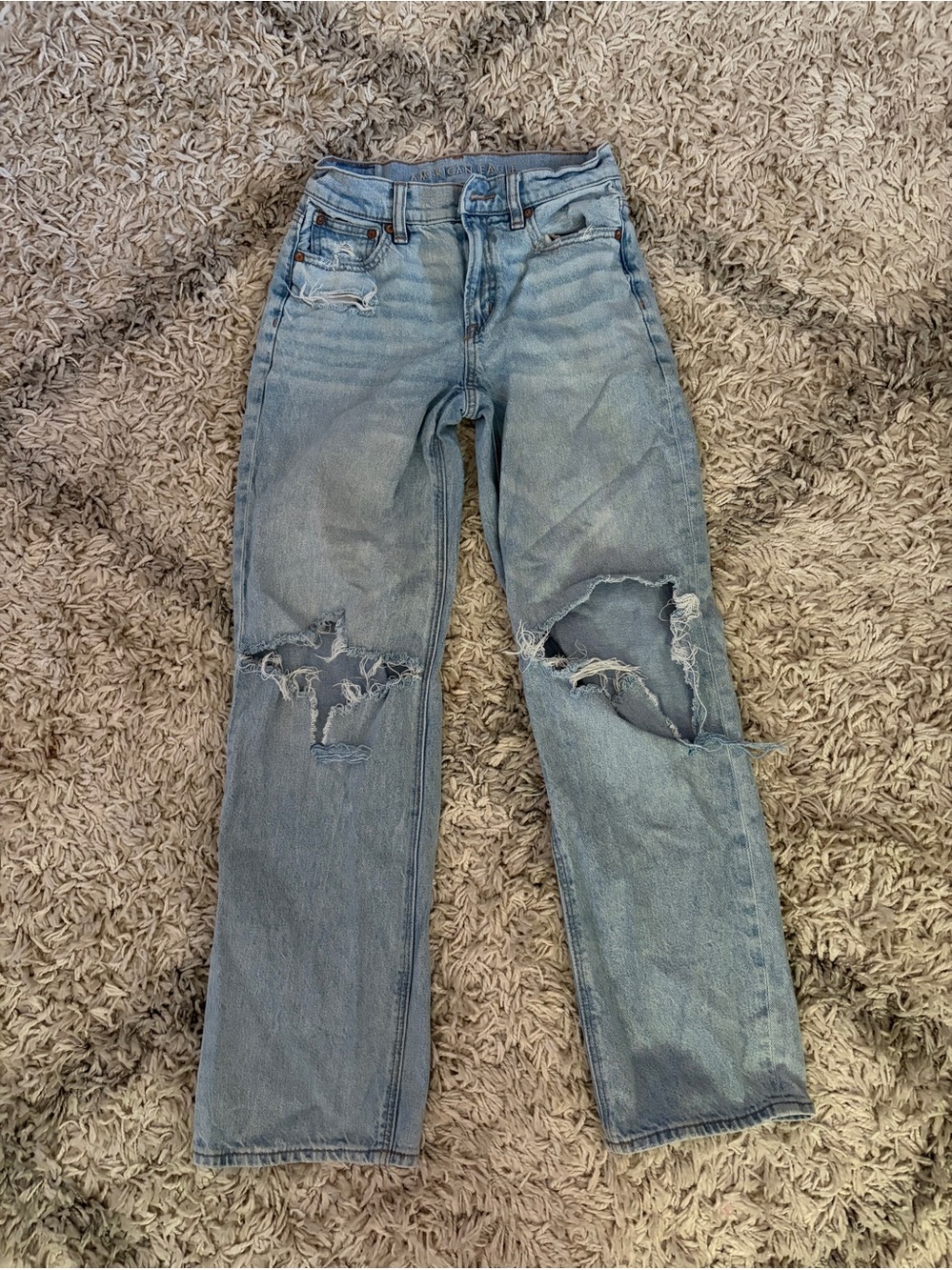 American Eagle Strigid Jeans Women's Size 00 blue distressed
